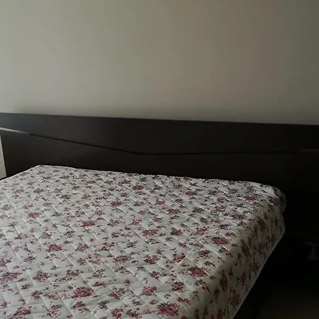 Apartment Vacation Dreams 2 *